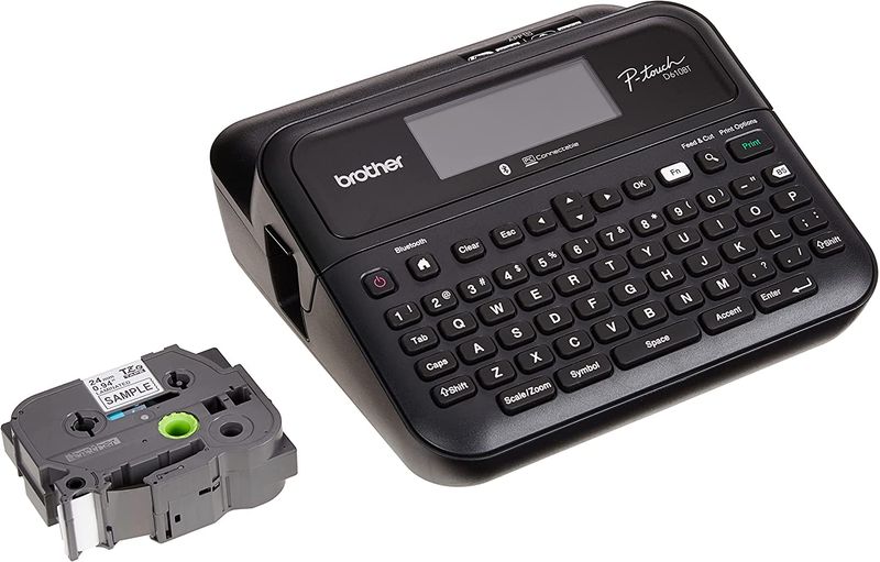 Impresora-de-etiquetas-portatil-PTD610BT---bluetooth-usa-etiquetas-laminadas-TZE-TZES-TZEFX-hasta-24-mm-de-ancho-incluye-adaptador-AC